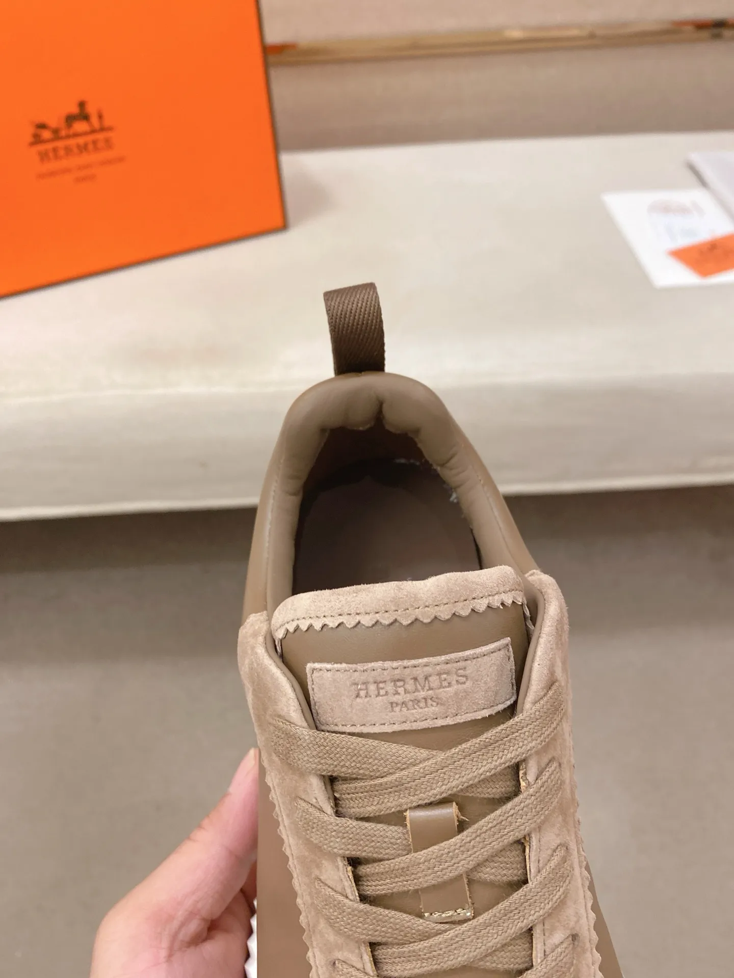 Men's clothing and shoes💰: 640💰《HERMES》【Classic Original Version】Hermès; Top 🔝 Purchasing Agency 🔍🔍Men's latest 🇺🇸 counters are on sale simultaneously, original imported from Italy ▲▲First-layer cowhide with suede cowhide ▲▲ (high-end and expensive Qi·Grade) Exquisite workmanship (Italian 🇮🇹Imported water-dyed 🐂cowhide lining) Sole: Original sole provided by the original factory, ⚠️Exclusive double-layer activity·TPR·Rubber·Combined molded outsole; Super·comfortable·wear-resistant·non-slip·environmental protection The real thing is more beautiful if you take the real thing (high quality, follow the order), you can enter and exit the counter at will * Code number: 39·40·41·42·43·44# (can be customized 38.45.46.)